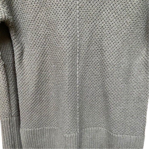 Rachel Zoe Knit Button Shoulder Sweater I Size: XS - Picture 4 of 9
